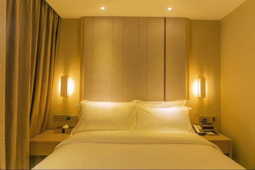 Guangzhou Colorful Days Hotel Exterior foto