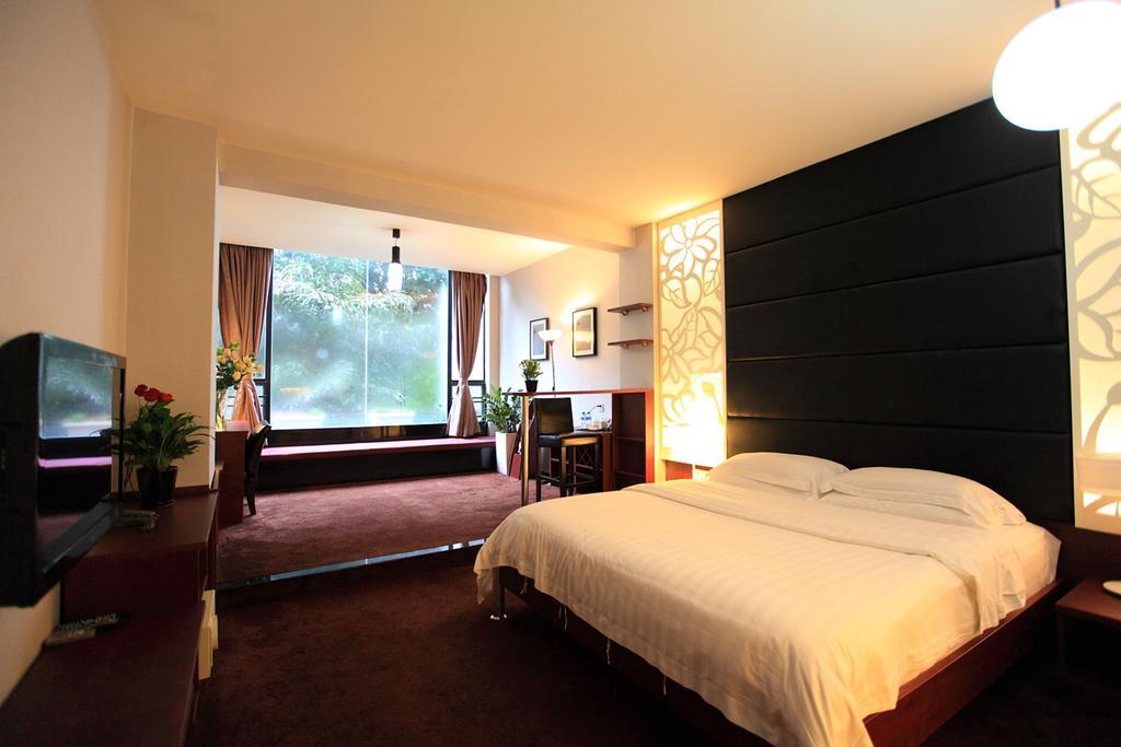 Guangzhou Colorful Days Hotel Exterior foto
